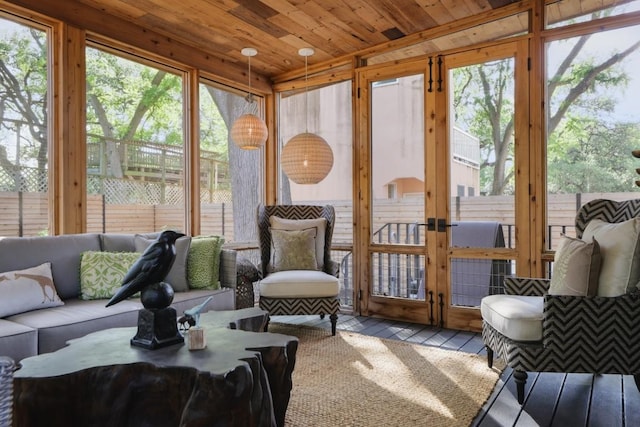 713 E 32nd St, Austin, TX 78705 - sunroom / solarium with french doors