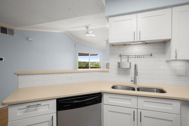 2450 Wickersham Ln Unit M1318, Austin, TX 78741 - kitchen featuring stainless steel dishwasher, a sink, tasteful backsplash, vaulted ceiling, and a ceiling fan