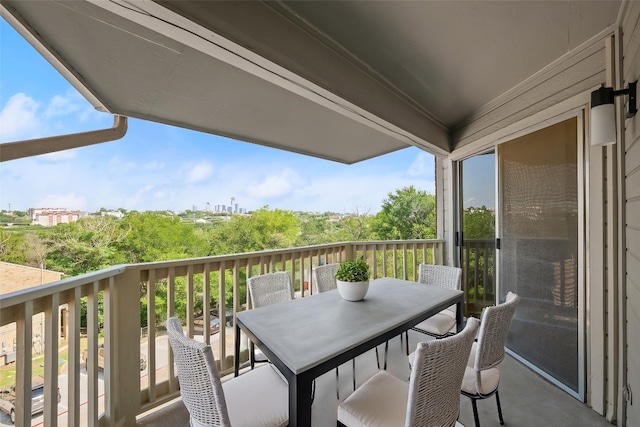 2450 Wickersham Ln Unit M1318, Austin, TX 78741 - balcony with outdoor dining space