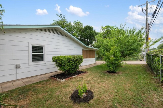 6309 Middleham Pl, Austin, TX 78745 - view of yard