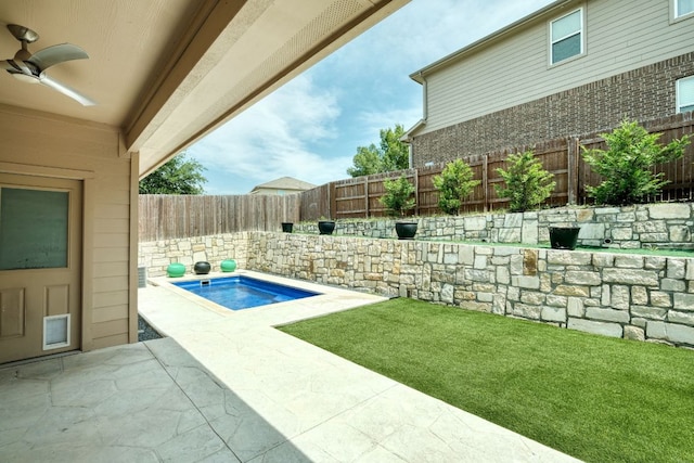 3209 Ortman Dr, Pflugerville, TX 78660 - view of pool with a jacuzzi, a fenced backyard, a patio, and a ceiling fan
