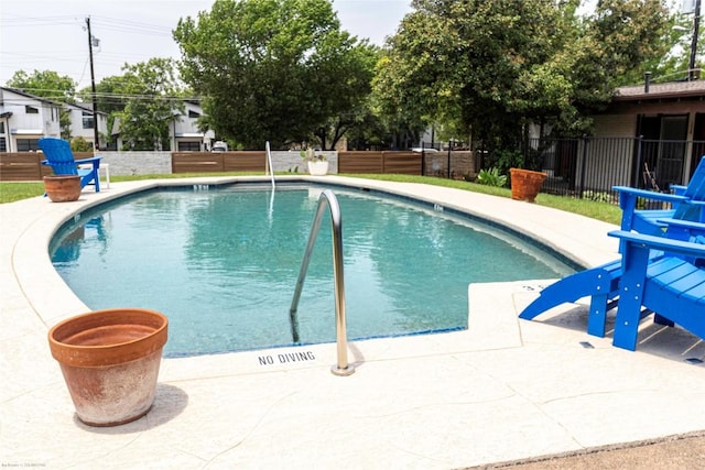5601 Woodrow Ave Unit 109, Austin, TX 78756 - view of swimming pool with fence