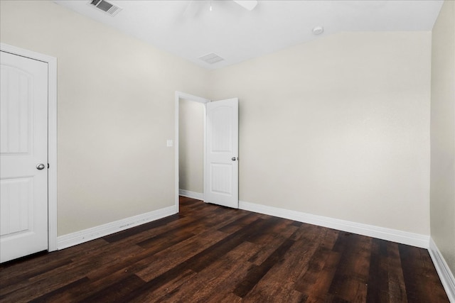 5517 Brady Bayou Cv, Austin, TX 78738 - empty room featuring dark wood-type flooring, a ceiling fan, and vaulted ceiling