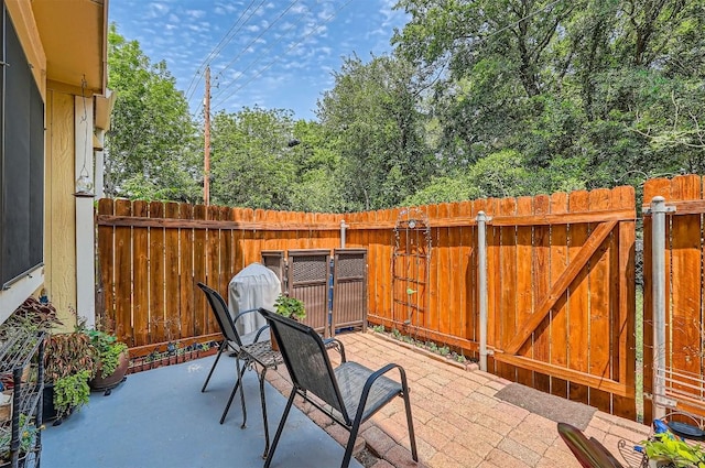 11901 Swearingen Dr Unit 30, Austin, TX 78758 - view of patio featuring a gate