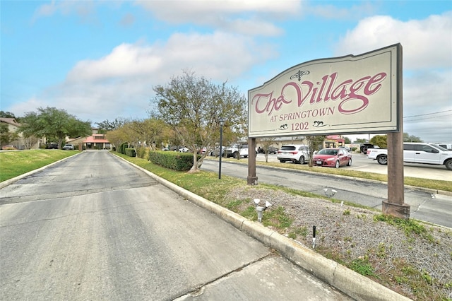 1202 Thorpe Ln Unit 508, San Marcos, TX 78666 - view of concrete street featuring curbs