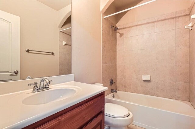 205 Sebastians Run, Austin, TX 78738 - full bathroom with vanity and bathtub / shower combination