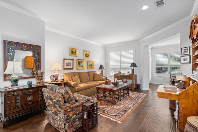 259 Red Poppy Trl, Georgetown, TX 78633 - living room featuring crown molding, dark wood-style floors, baseboards, and recessed lighting