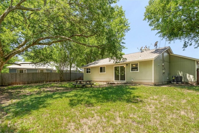 16213 Malden Dr, Pflugerville, TX 78660 - rear view of property