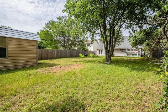 7503 Islander Dr, Austin, TX 78749 - view of yard
