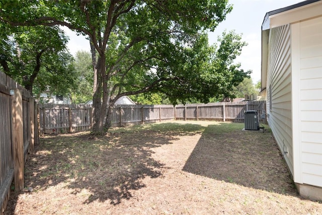 12602 Pluto Ln, Austin, TX 78727 - view of fenced backyard