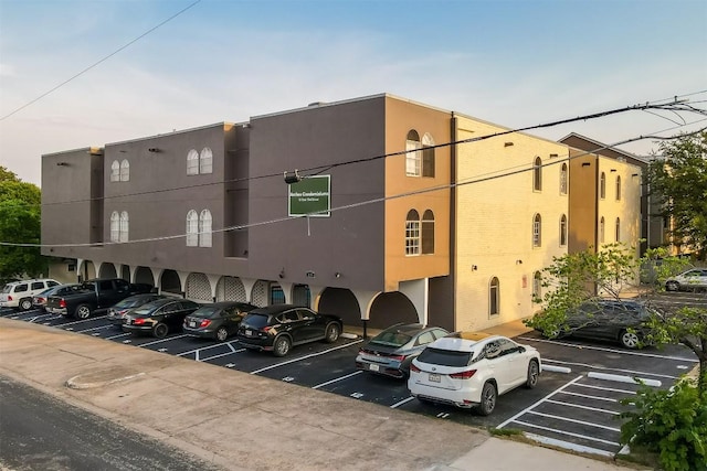 101 E 33rd St Unit 107, Austin, TX 78705 - view of building exterior with uncovered parking
