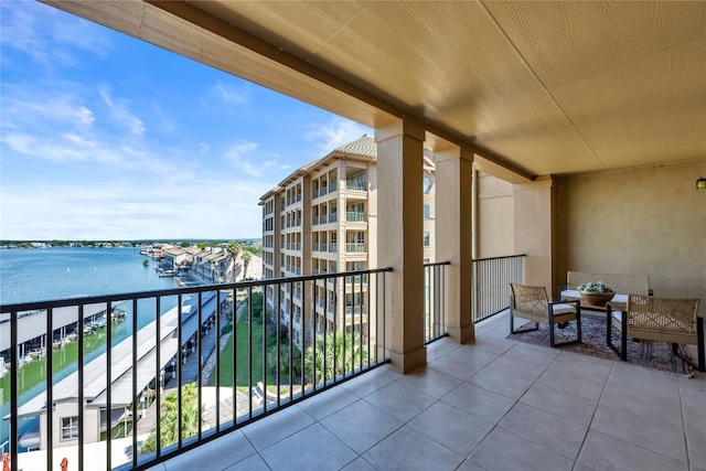 101 W Bank Unit 43, Llano, TX 78657 - balcony featuring a water view