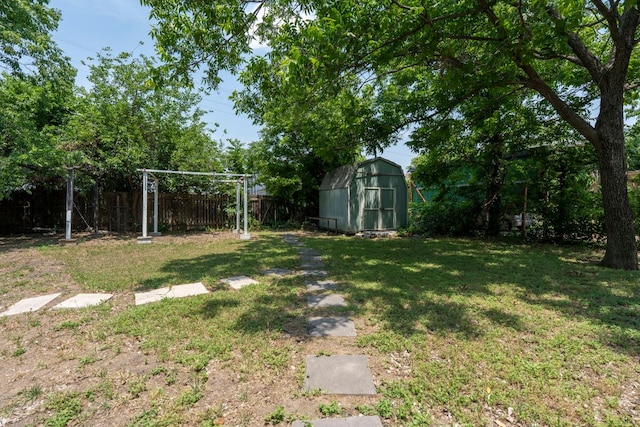 1203 Haynes St, San Marcos, TX 78666 - view of yard featuring a shed