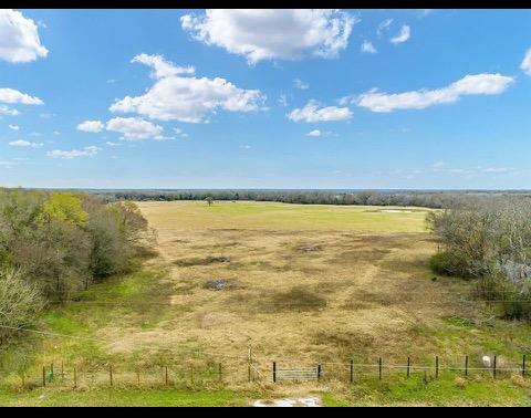 510 E Washington St, Groesbeck, TX 76653 - photo 3