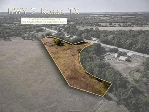 510 E Washington St, Groesbeck, TX 76653 - photo 1