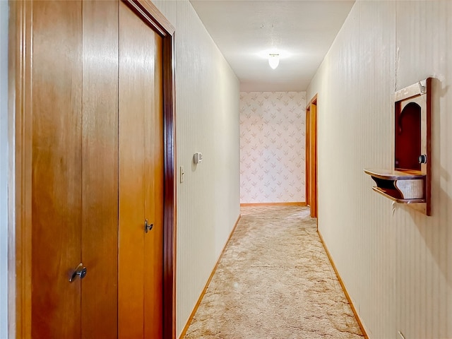 419 N Knox Ave, Giddings, TX 78942 - hallway featuring carpet flooring and wallpapered walls