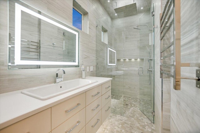 116 Wennmohs Pl, Horseshoe Bay, TX 78657 - full bath featuring tile walls, vanity, and a shower stall