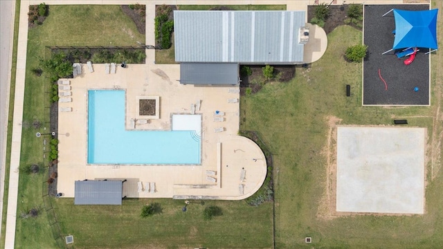 321 Freedom Park Ave, Liberty Hill, TX 78642 - bird's eye view of a pool