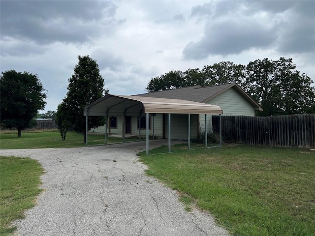 100 Acorn Trl, Cedar Creek, TX 78612 - ranch-style home featuring driveway and a garage