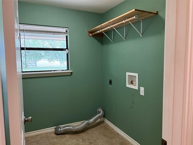 100 Acorn Trl, Cedar Creek, TX 78612 - laundry area with hookup for an electric dryer, hookup for a washing machine, and baseboards