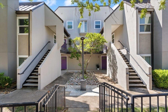 935 La Posada Dr Unit 158, Austin, TX 78752 - exterior space featuring stairway