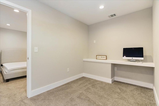 935 La Posada Dr Unit 158, Austin, TX 78752 - unfurnished office with carpet floors, baseboards, and recessed lighting
