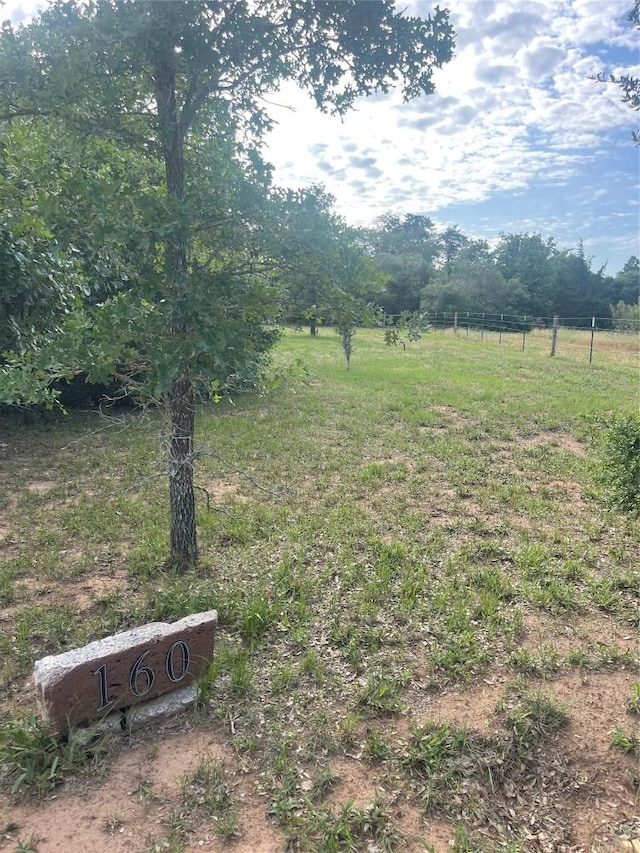 160 Radcliff Ln, Harwood, TX 78953 - photo 10