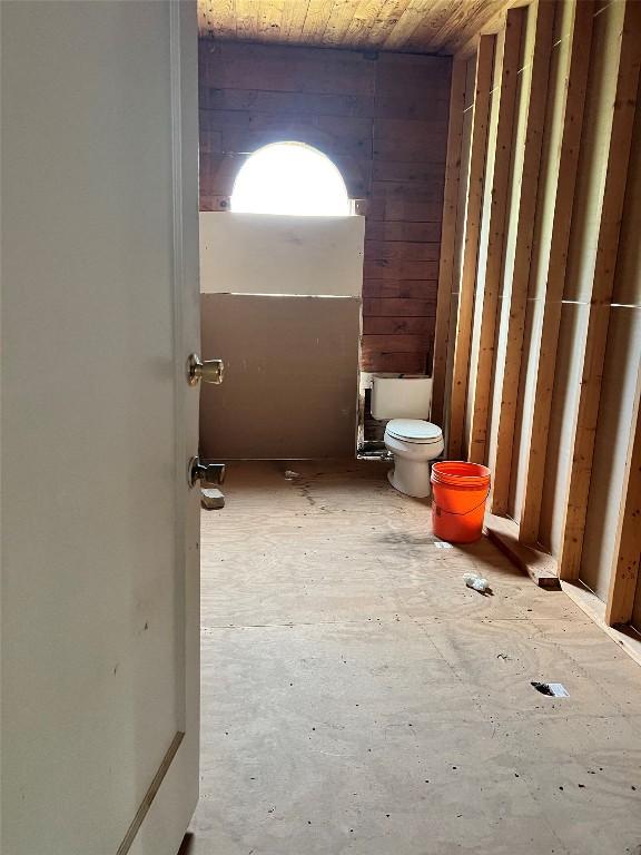 1118 N 2nd St, Temple, TX 76501 - bathroom featuring toilet and wood ceiling