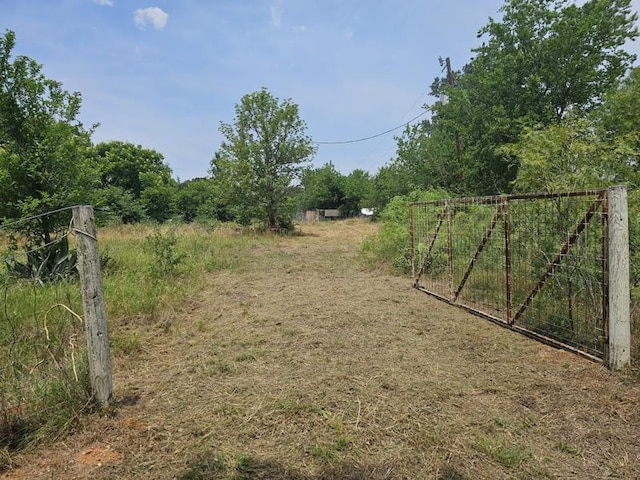 953 Lower Elgin Rd, Elgin, TX 78621 - photo 2