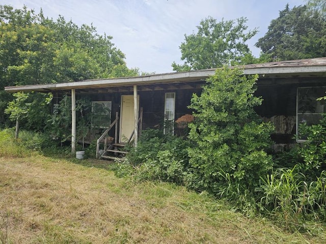 953 Lower Elgin Rd, Elgin, TX 78621