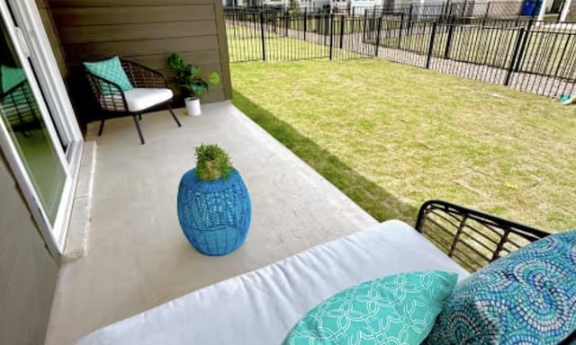 2585 Jack Nora Way, Round Rock, TX 78665 - view of yard