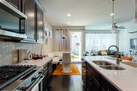 807 E 16th St Unit A, Austin, TX 78702 - photo 7