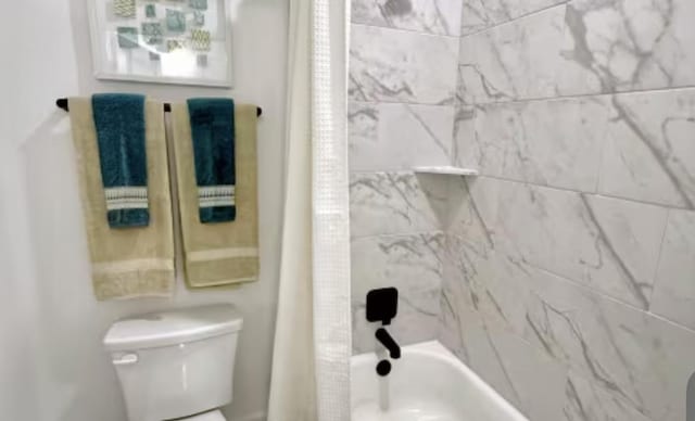 2593 Jack Nora Way, Round Rock, TX 78665 - bathroom with toilet and shower / bath combination with curtain