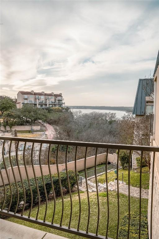 2918 Ranch Road 620th Rd N Unit J162, Austin, TX 78734 - balcony with a water view
