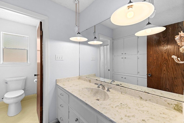 2305 Preston Trails Cv, Austin, TX 78747 - full bath with vanity and toilet