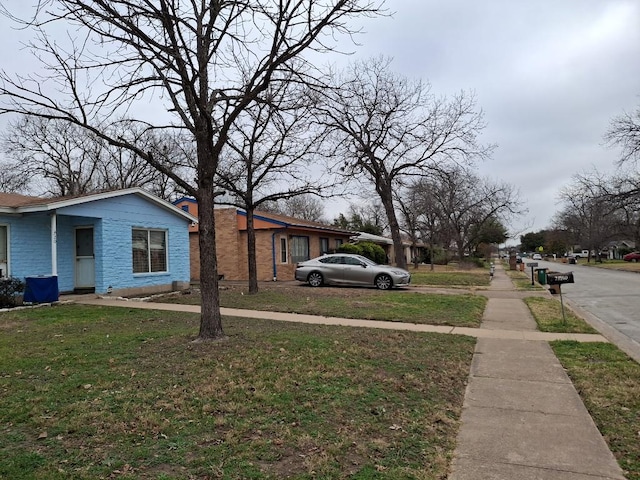 7520 Delafield Ln, Austin, TX 78752 - view of yard