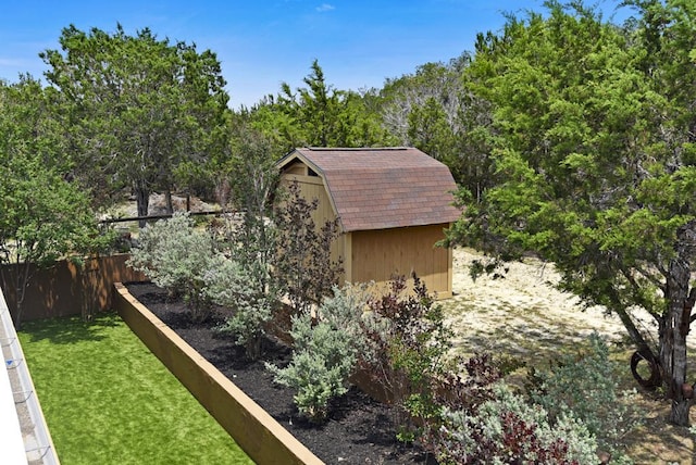 3211 Constitution Dr, Lago Vista, TX 78645 - view of yard with a shed