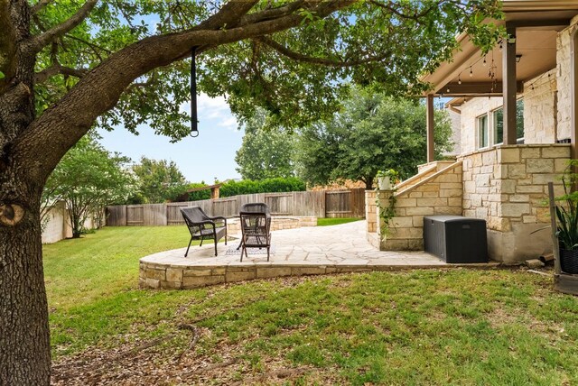 4404 Cierne Cv, Round Rock, TX 78681 - view of yard with a patio
