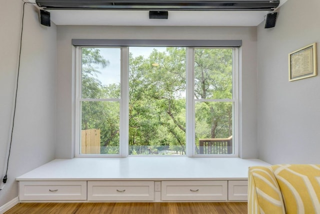 1125 Byers Ln, Austin, TX 78753 - living area featuring wood finished floors