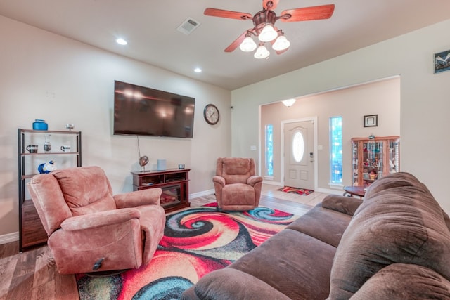 121 Cedar St, Granite Shoals, TX 78654 - living area featuring a ceiling fan, wood finished floors, baseboards, and recessed lighting