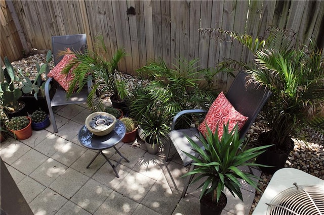 1320 Southport Dr, Austin, TX 78704 - view of patio / terrace