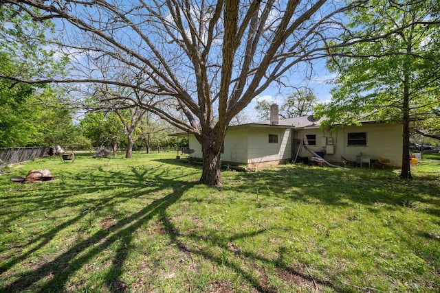 704 6th St, Blanco, TX 78606 - view of yard