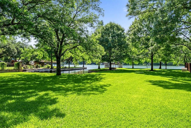 2603 Pearce Rd, Austin, TX 78730 - view of community with a yard and a water view