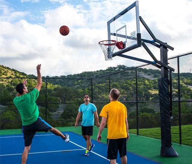 19217 Hopper Ln, Austin, TX 78738 - view of basketball court with community basketball court