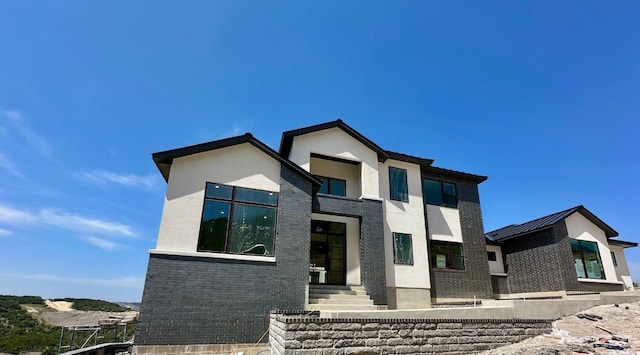 104 High View Trl, Lakeway, TX 78738 - contemporary house with stucco siding