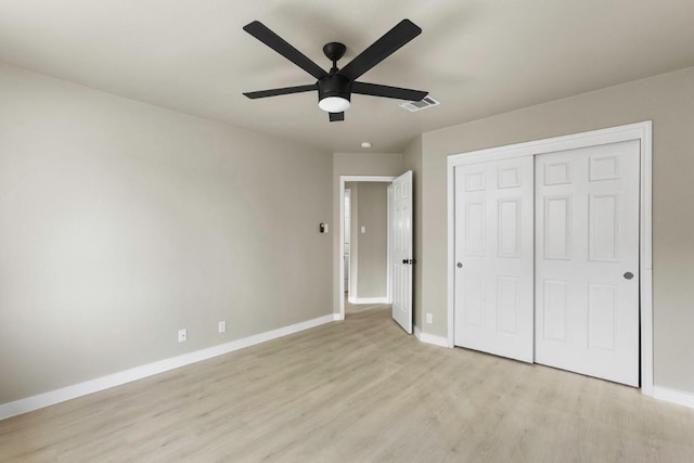 7057 Thistle Hill Way, Austin, TX 78754 - unfurnished bedroom with light wood-style floors, baseboards, a closet, and ceiling fan