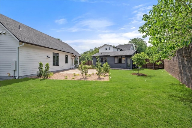 4600 Parkdale Pl, Austin, TX 78745 - view of yard with a patio area