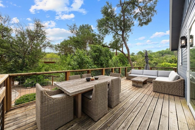 4107 Jefferson St, Austin, TX 78731 - deck with outdoor lounge area and outdoor dining space