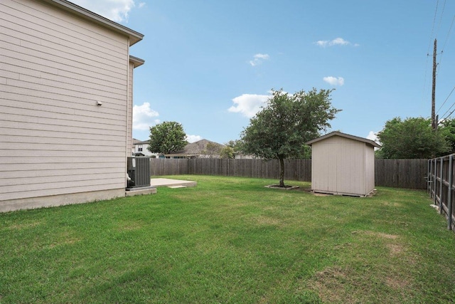 100 Blanco Woods Blvd, Elgin, TX 78621 - view of yard featuring central air condition unit