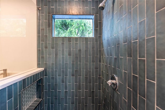 3801 Wilson St, Austin, TX 78704 - full bathroom featuring a tile shower